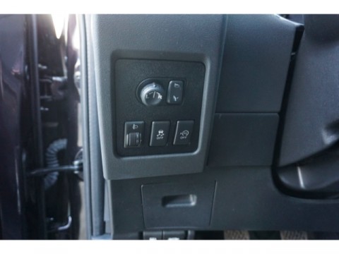thumb-undefined