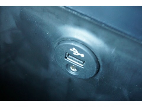thumb-undefined