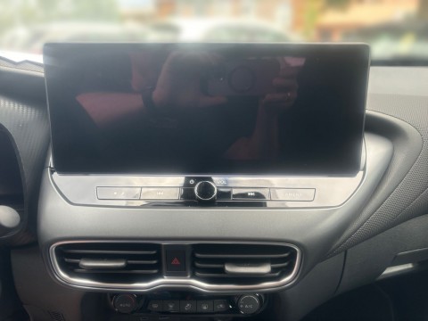 thumb-undefined
