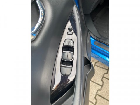thumb-undefined