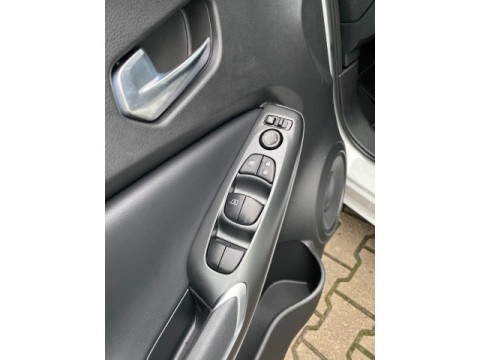 thumb-undefined