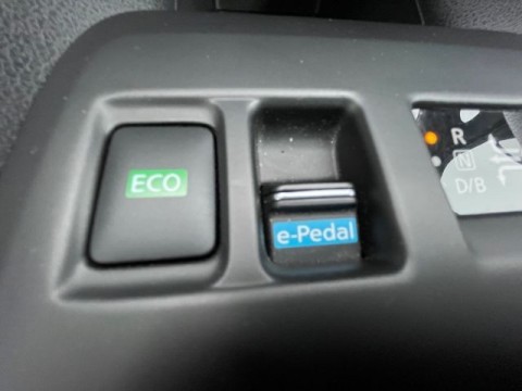 thumb-undefined