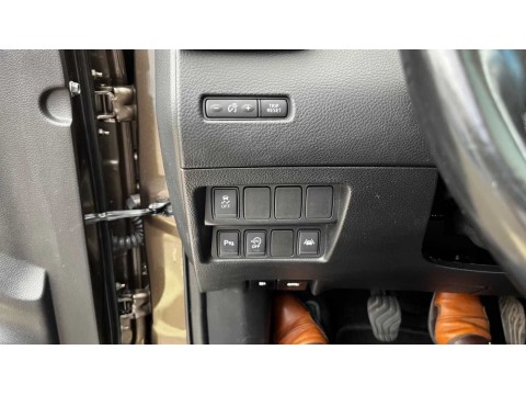 thumb-undefined