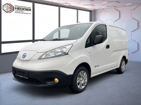 NV200