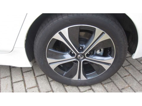 thumb-undefined