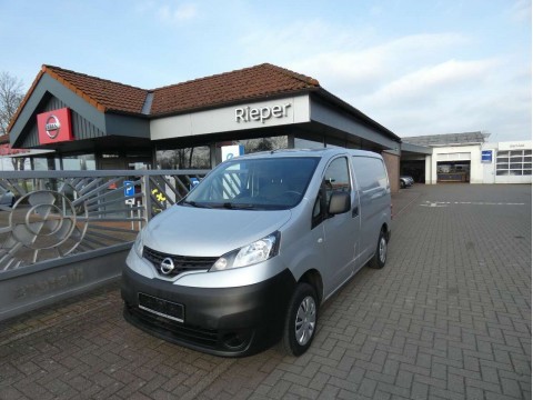 NV200