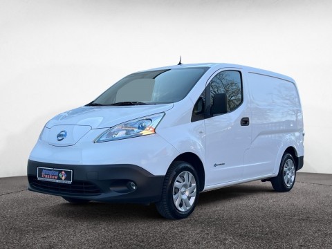 e-NV200
