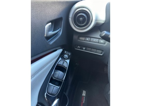 thumb-undefined