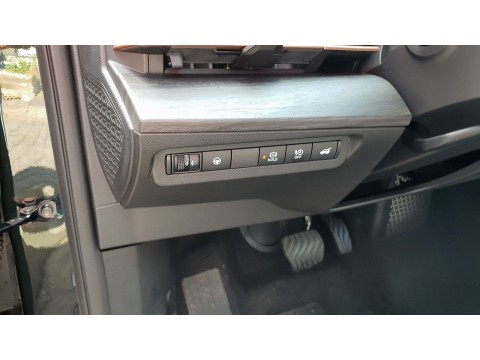 thumb-undefined