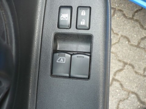 thumb-undefined