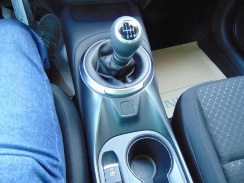 thumb-undefined